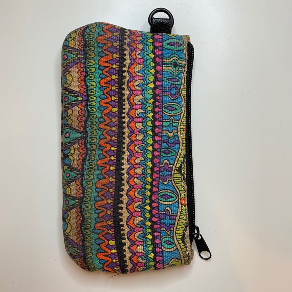 Aztec Design Small Pouch - Picture 2 of 3